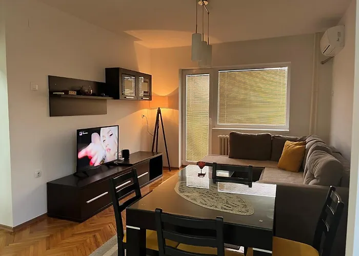 Apartment Ole Iii - In The Center Skopje